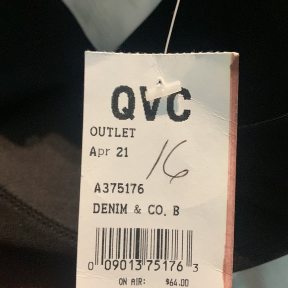 Bathing suit by d&co. - Picture 3 of 6